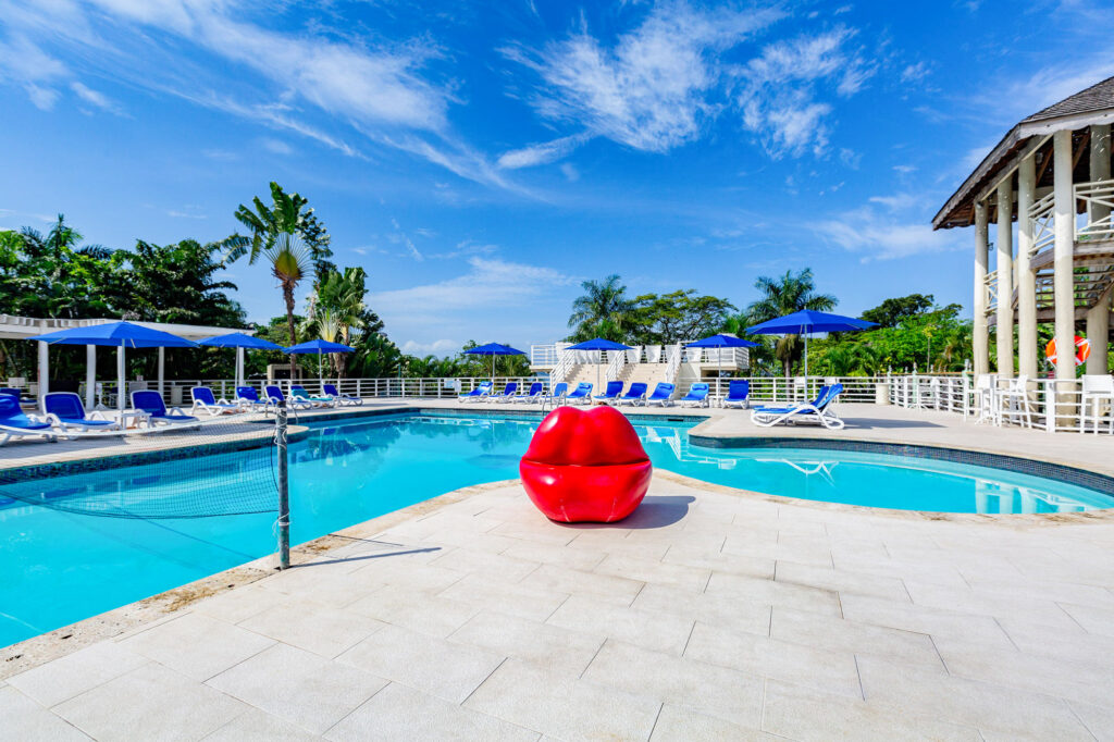 牙买加享乐主义二世的泳池