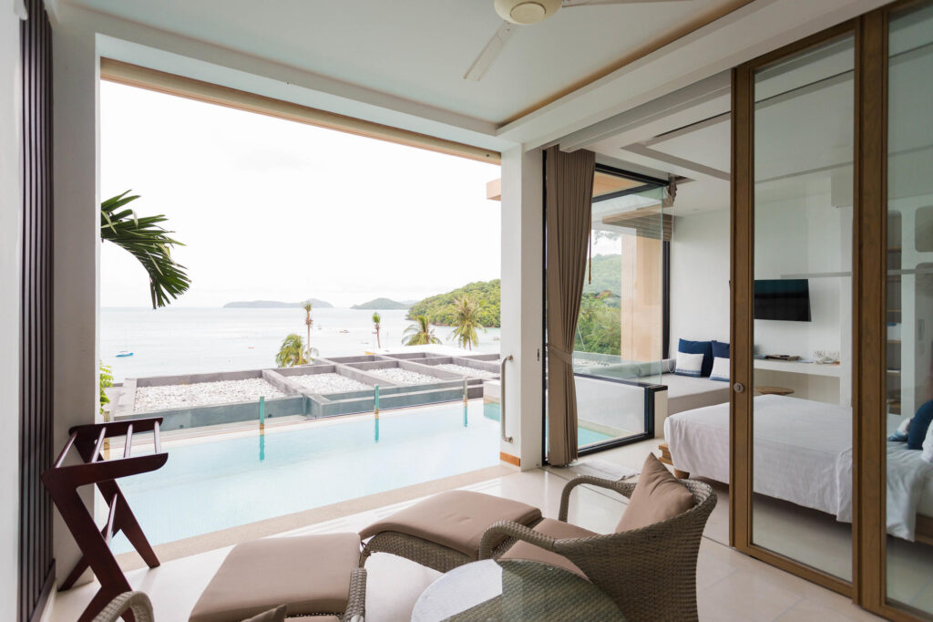 普吉岛班达拉别墅(Bandara Villas Phuket)的全景泳池别墅